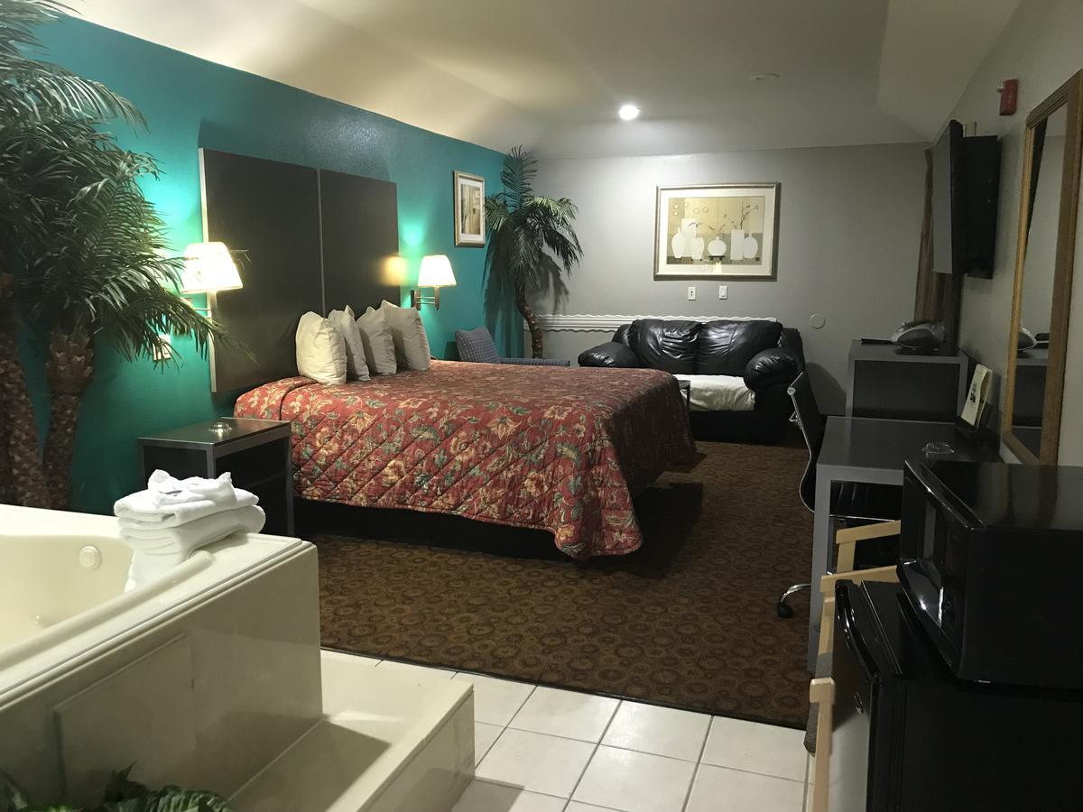 Camelot Inn And Suites Aldine Εξωτερικό φωτογραφία